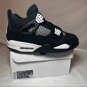 Size 10 - Nike Air Jordan 4 Retro White Thunder Men's Shoes